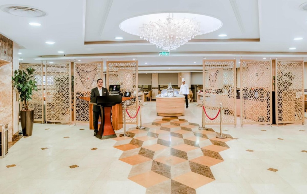 Al Dana Diamond Makkah Image 10